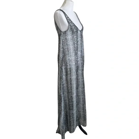 Show Me Your Mumu Women Sheer Snakeskin V Neck Maxi dress Sz Med Gray Sleeveless - Picture 5 of 9